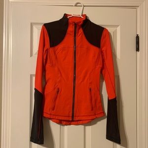 Lululemon jacket size 4